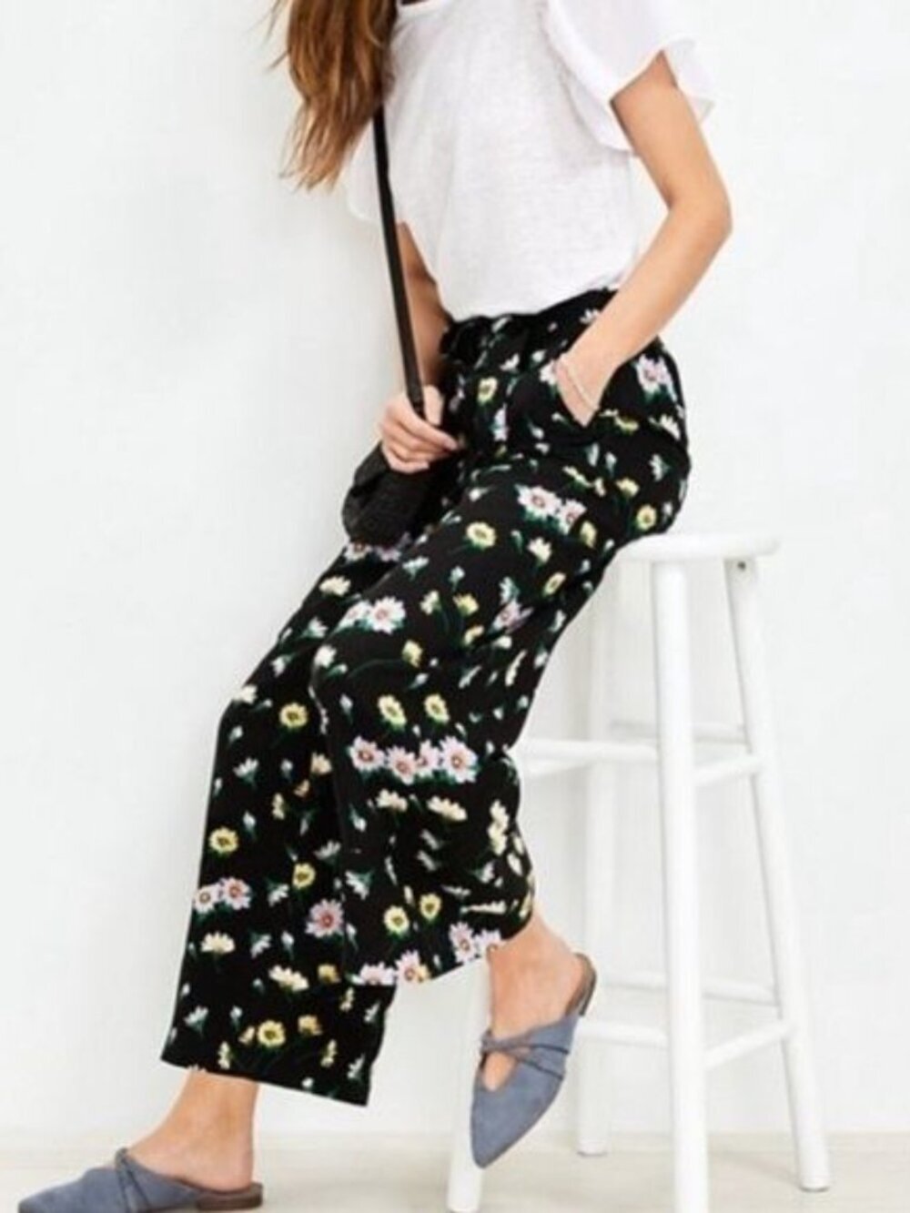 LOFT Florence Tie Waist Fluid Wide Leg Linen Crop Pants Garden Black Women M - Picture 3 of 10